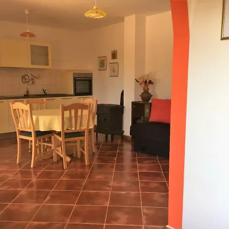 Leprina Hébergement de vacances *